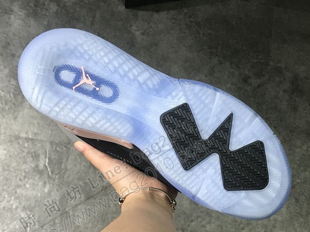 Nike男鞋 Nike Air Jordan Mars 270 耐克1：1氣墊籃球鞋 新配色男士運動休閒鞋  hdx13243